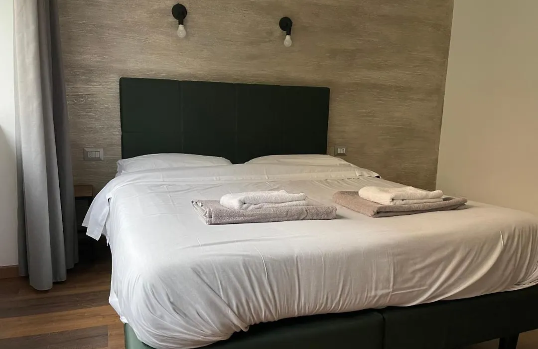 Luciano Licia Guest House-1
